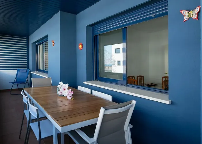 Vista Africa By Dahlia Group